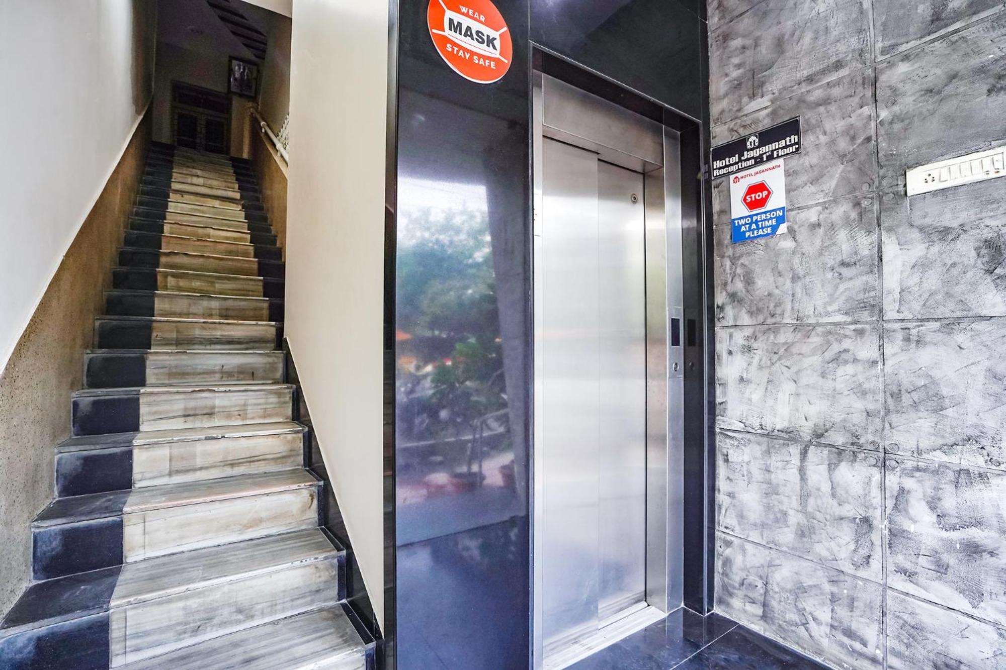 Fabhotel Jagannath - Nr Platinum Hospital, Sitabuldi 나그푸르 외부 사진